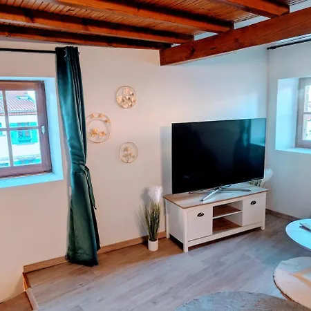 Ancienne Maison De Bourg